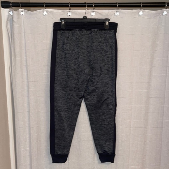 Joggers - Picture 2 of 2